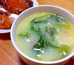 チンゲン菜とベーコンの簡単中華クリームスープ
